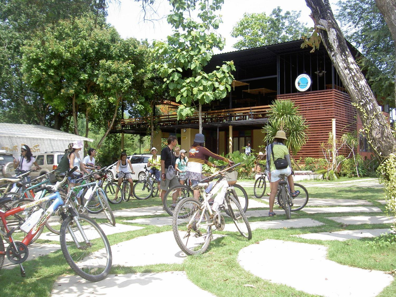 Boutique Raft Resort, River Kwai Sai Yok Bagian luar foto