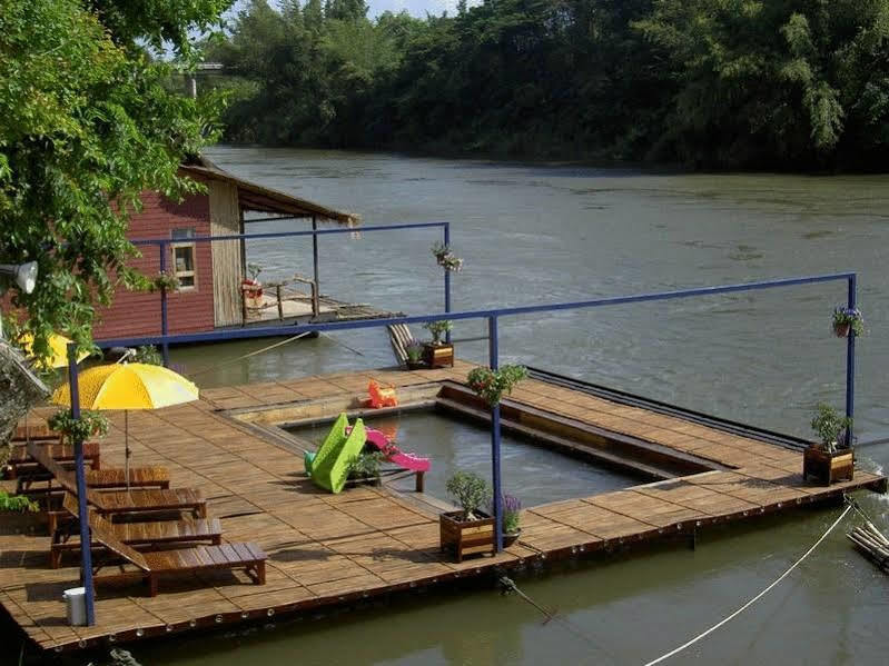 Boutique Raft Resort, River Kwai Sai Yok Bagian luar foto
