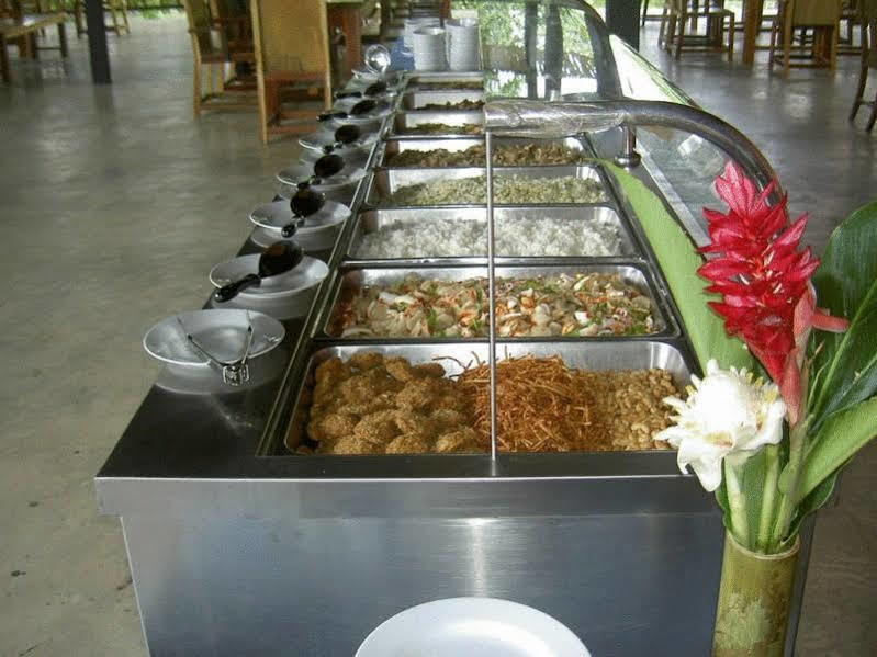 Boutique Raft Resort, River Kwai Sai Yok Bagian luar foto
