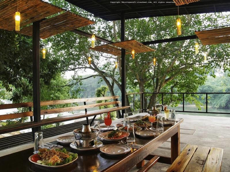 Boutique Raft Resort, River Kwai Sai Yok Bagian luar foto