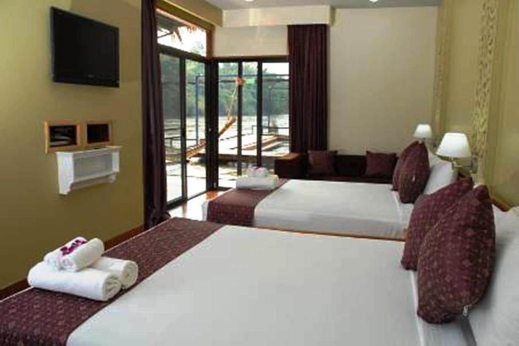Boutique Raft Resort, River Kwai Sai Yok Ruang foto