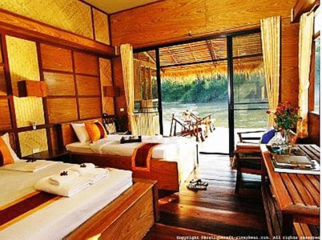 Boutique Raft Resort, River Kwai Sai Yok Ruang foto