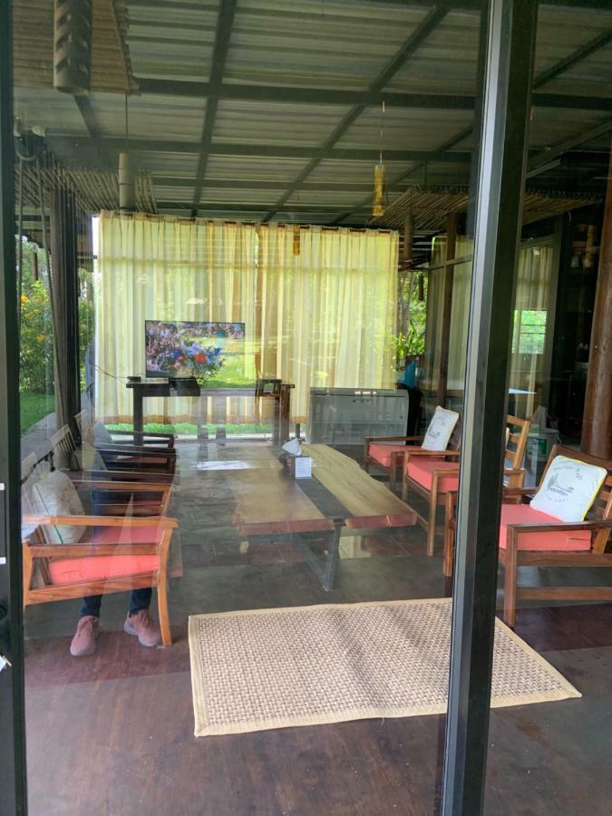 Boutique Raft Resort, River Kwai Sai Yok Bagian luar foto